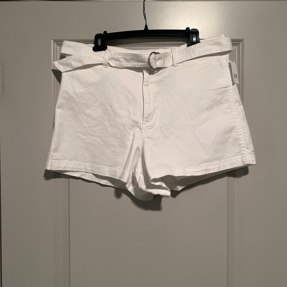 NWT Gap White Jean Shorts